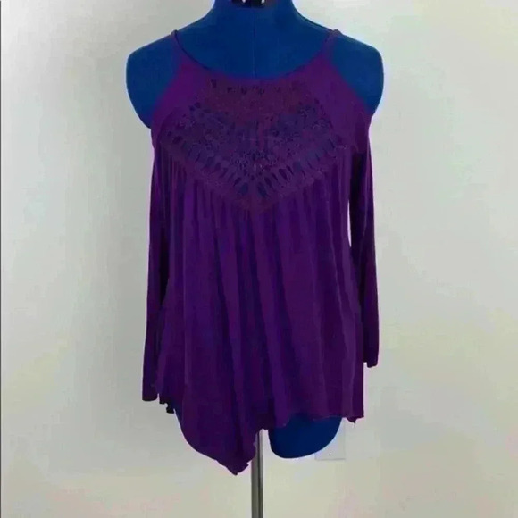 DUO Duo Cold Shoulder Top Size M in Fun Pu… - Picture 1 of 8